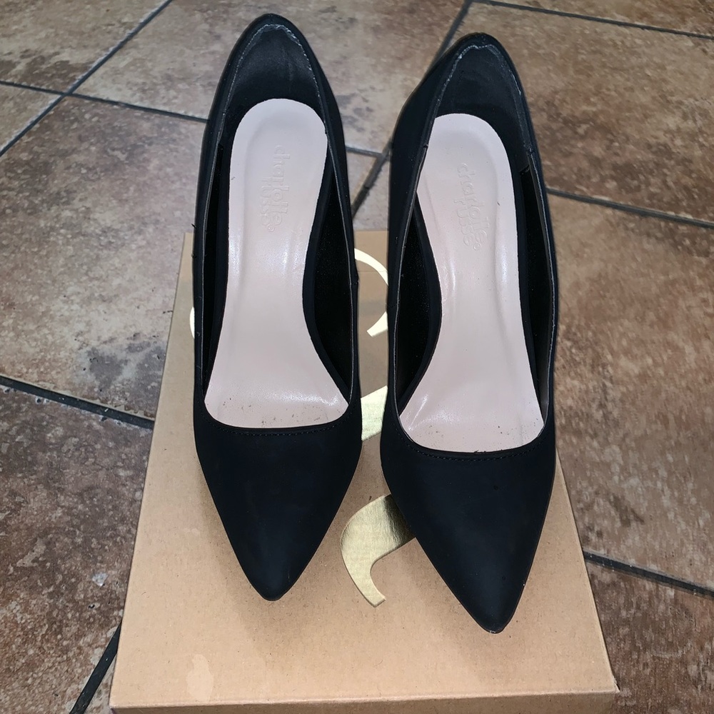 Black Pointed Heels
